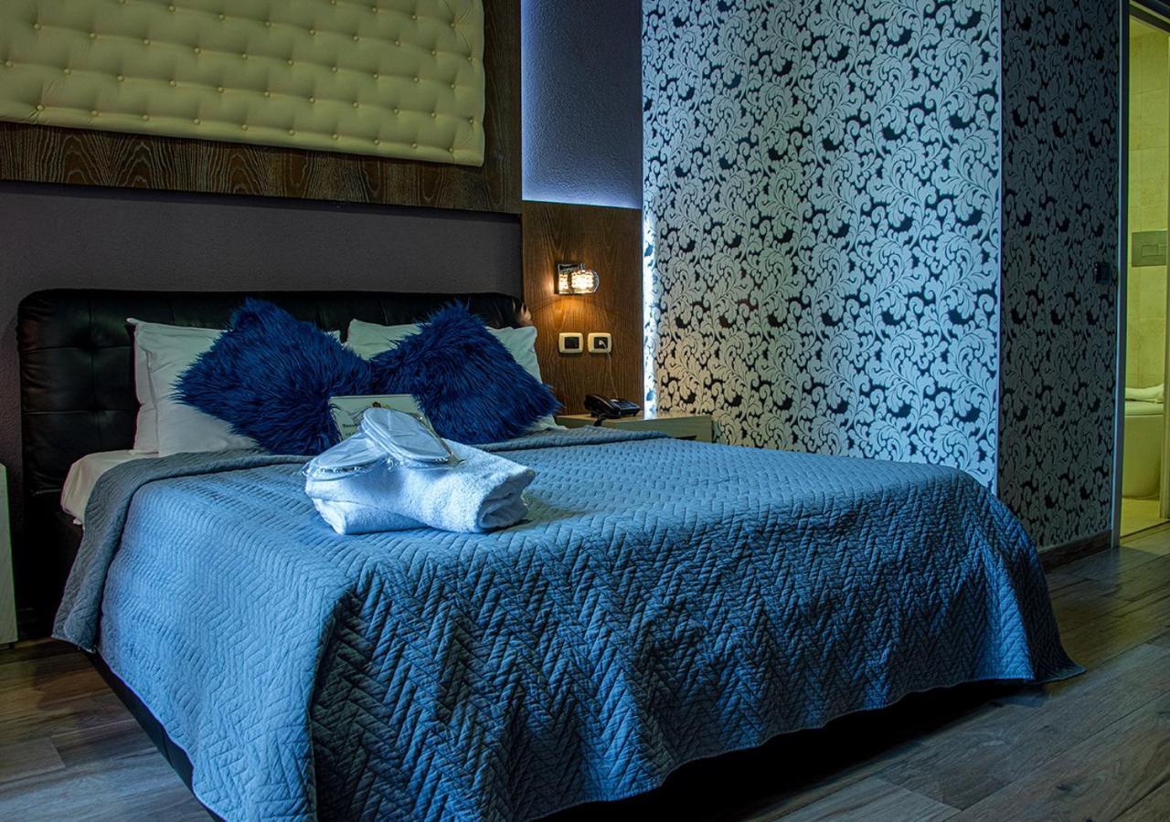 Hotel Angioino & Spa Napoli Bagian luar foto