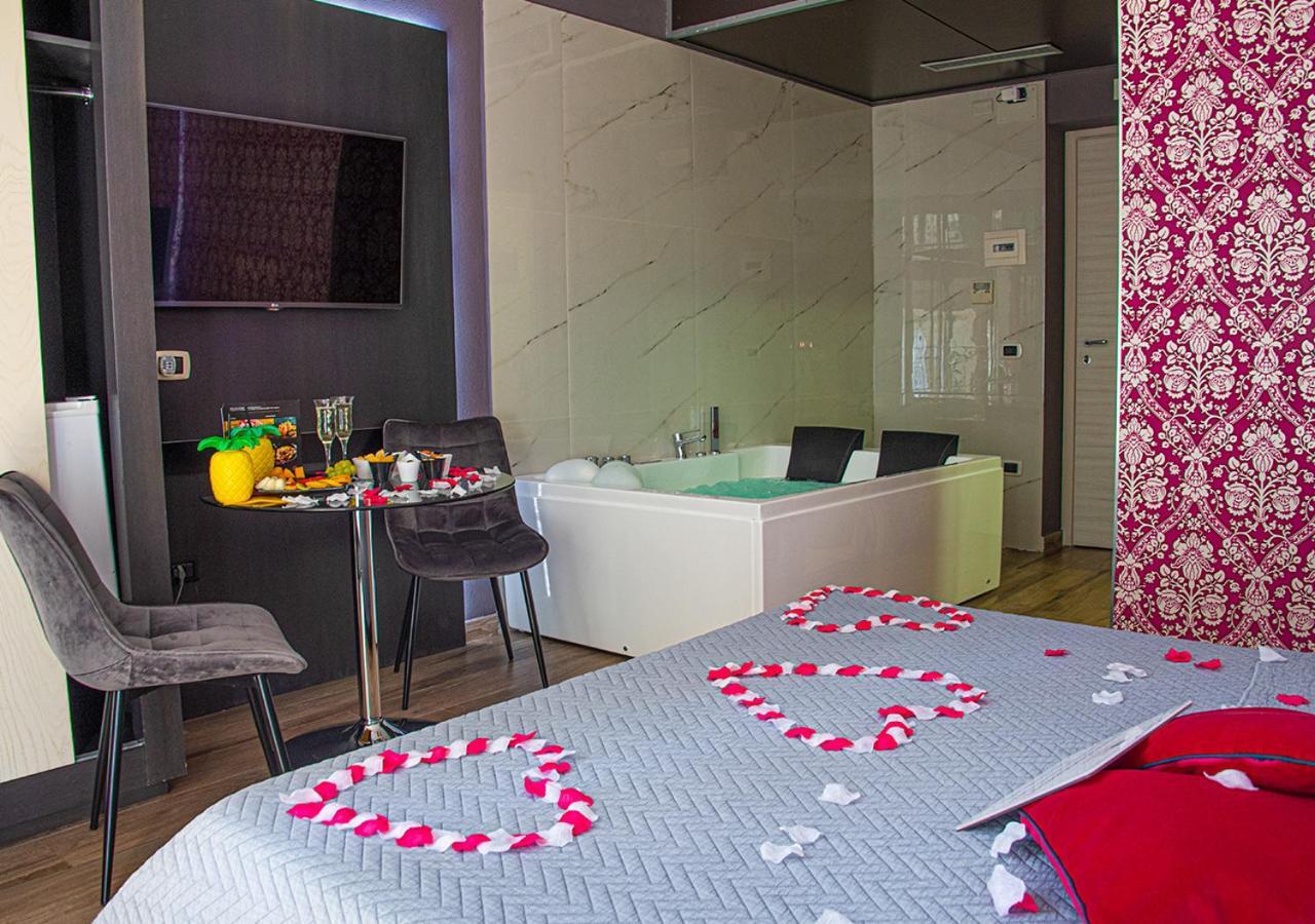 Hotel Angioino & Spa Napoli Bagian luar foto