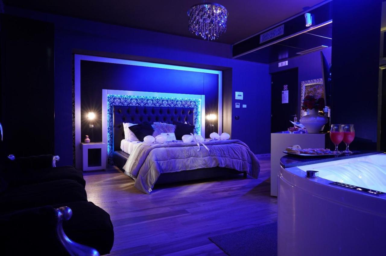 Hotel Angioino & Spa Napoli Bagian luar foto